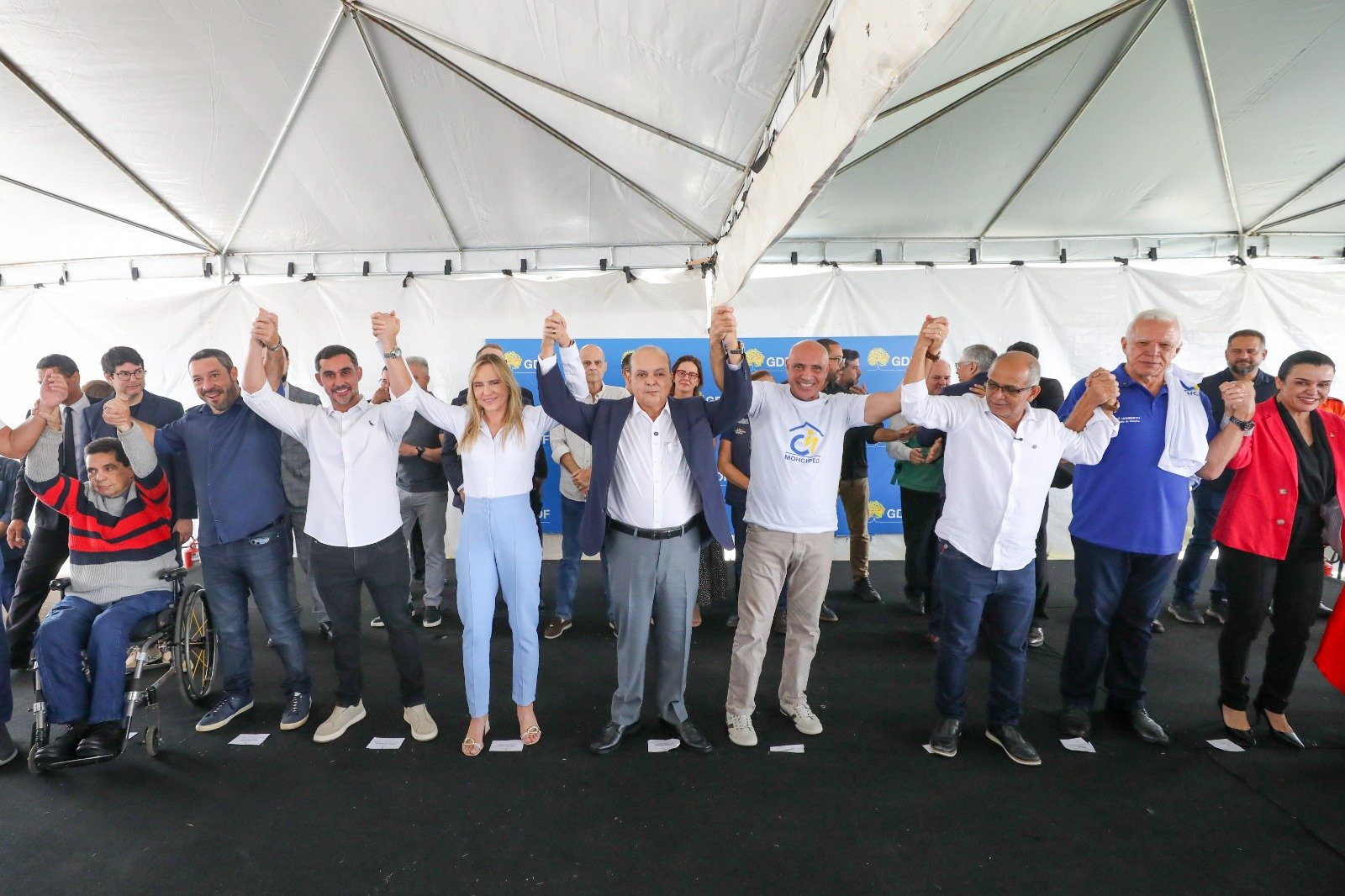 GDF entrega 400 lotes para pessoas com deficiência e amplia acesso à moradia no DF