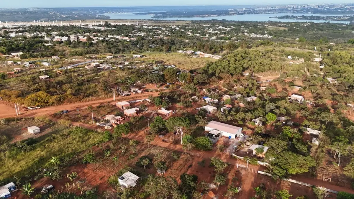 Itapoã: Grileiros erguem ‘balneário vip’ às margens do Paranoá