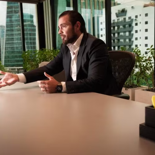 Governo avalia riscos de possível delação de banqueiro no caso Master