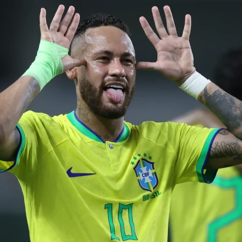 Neymar fatura R$ 30 milhões em 50 minutos após convocação para Copa do Mundo