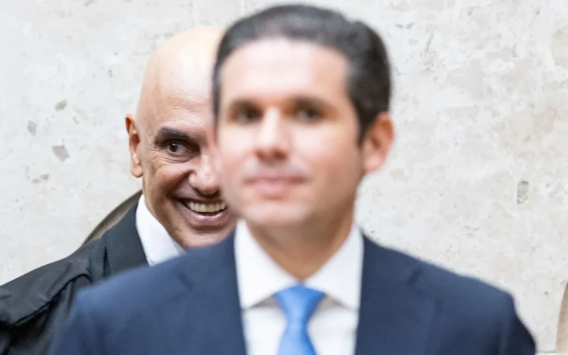 Motta e Moraes Voaram Juntos Antes de Arquivamento de Inquérito