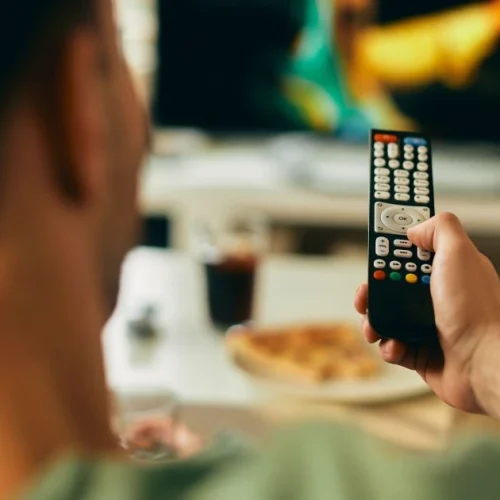 “Tela Brasil” lança neste sábado (30): tudo sobre o streaming brasileiro