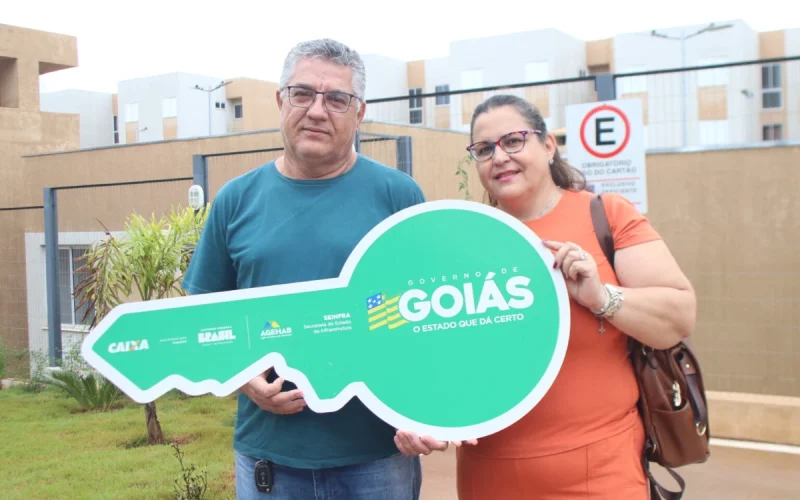 Sonho da Casa Própria: AGEHAB Entrega 93 Apartamentos em Valparaíso