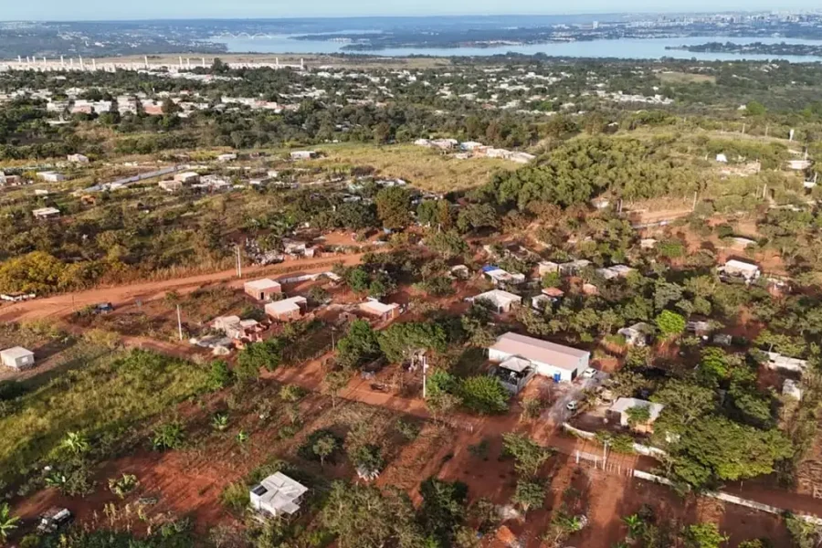 Itapoã: Grileiros erguem ‘balneário vip’ às margens do Paranoá